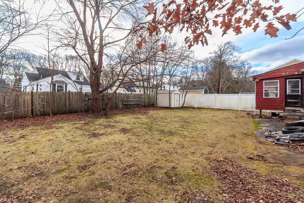 30 Springvale Road Reading, MA 01867 - Photo 9 of 37 Gallery Image 9