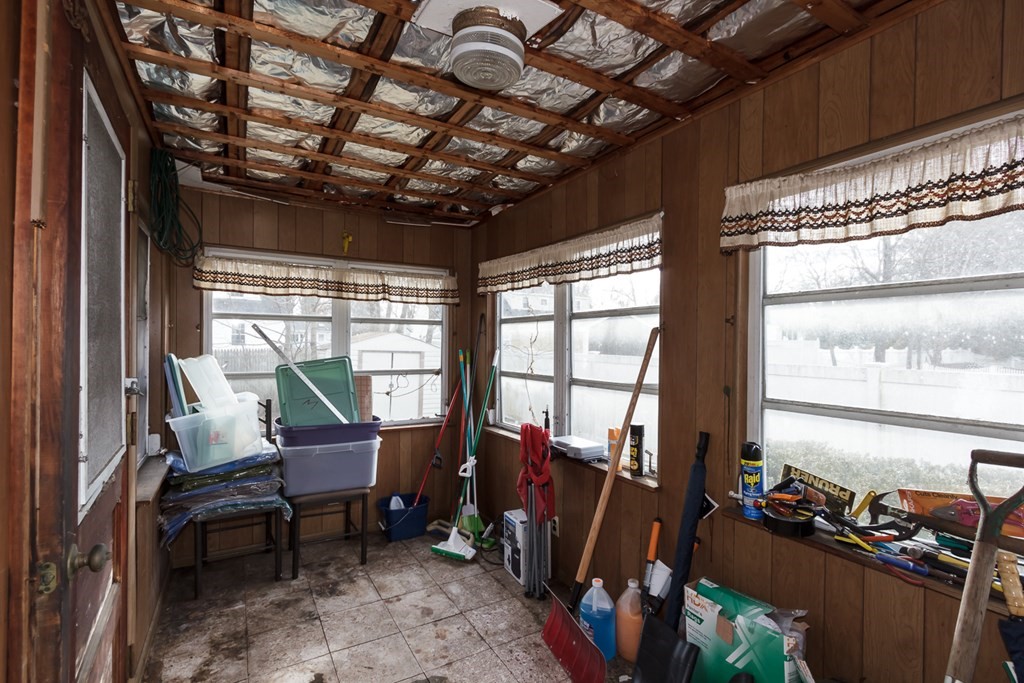 30 Springvale Road Reading, MA 01867 - Photo 10 of 37 Gallery Image 10