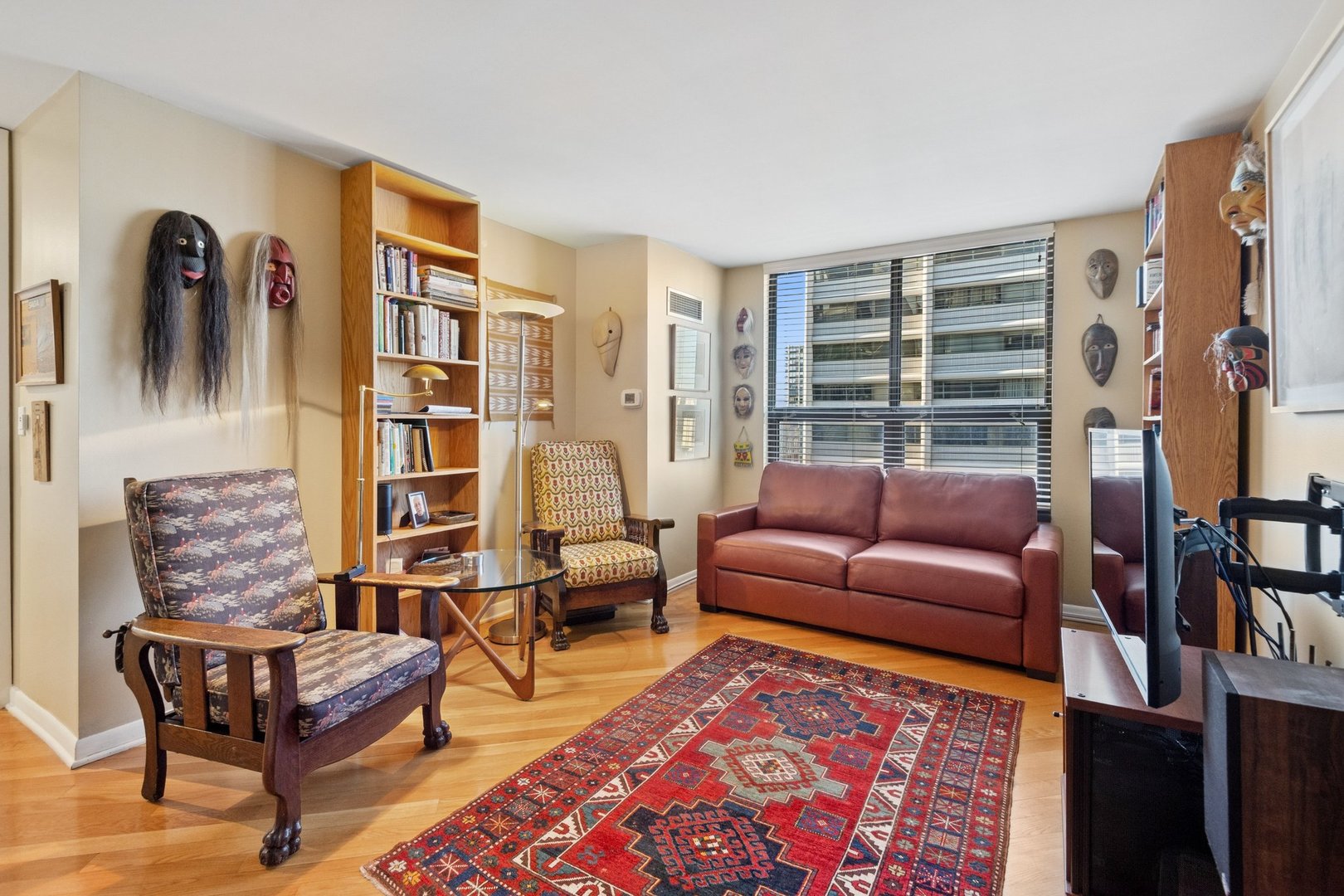 1410 North State Parkway, Unit 18B Chicago, IL 60610 - Photo 25 of 31 a living room with furniture and a window
