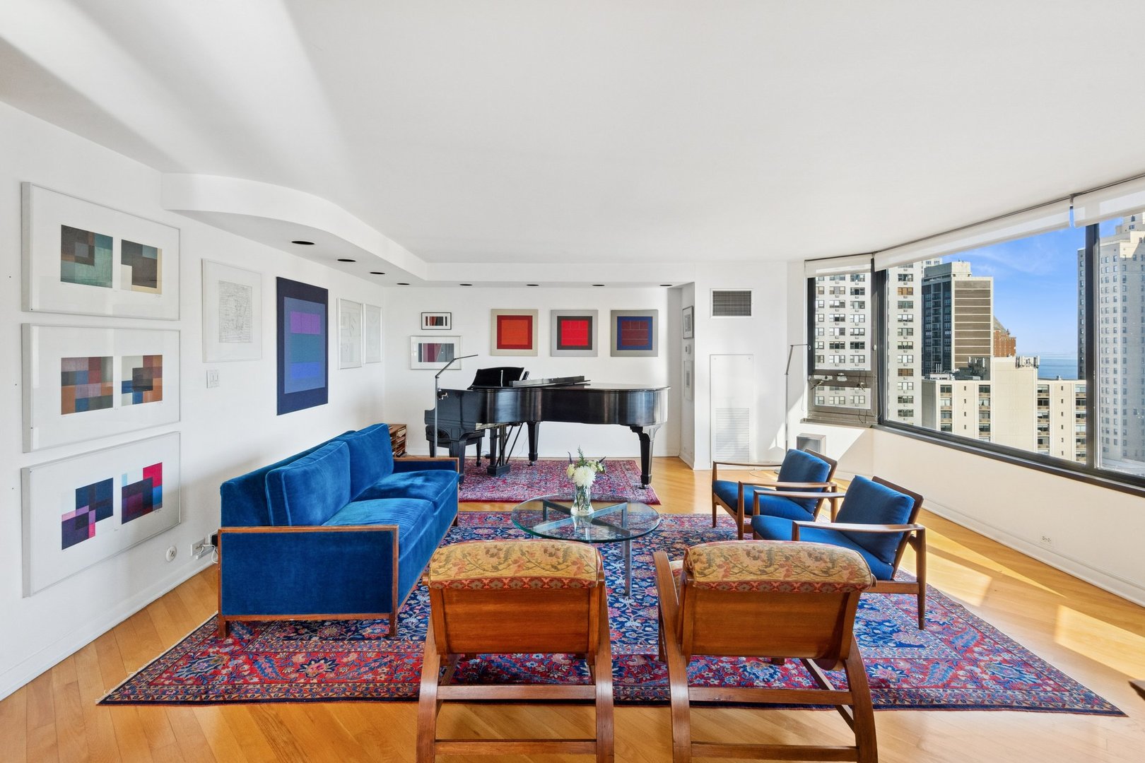 1410 North State Parkway, Unit 18B Chicago, IL 60610 - Photo 4 of 31 a living room with furniture fireplace and rug floor