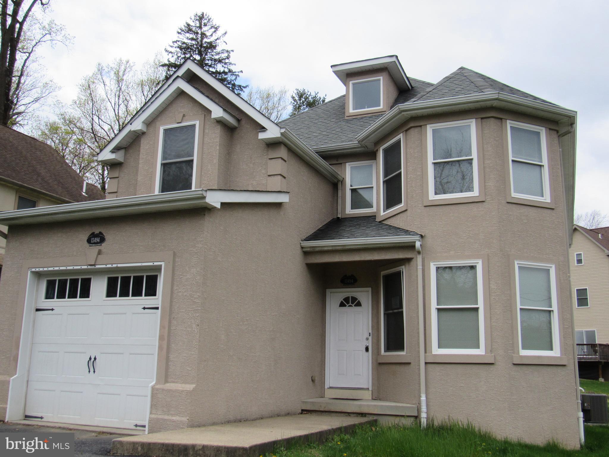 13494 Proctor Road Philadelphia, PA 19116 - Photo 3 of 26