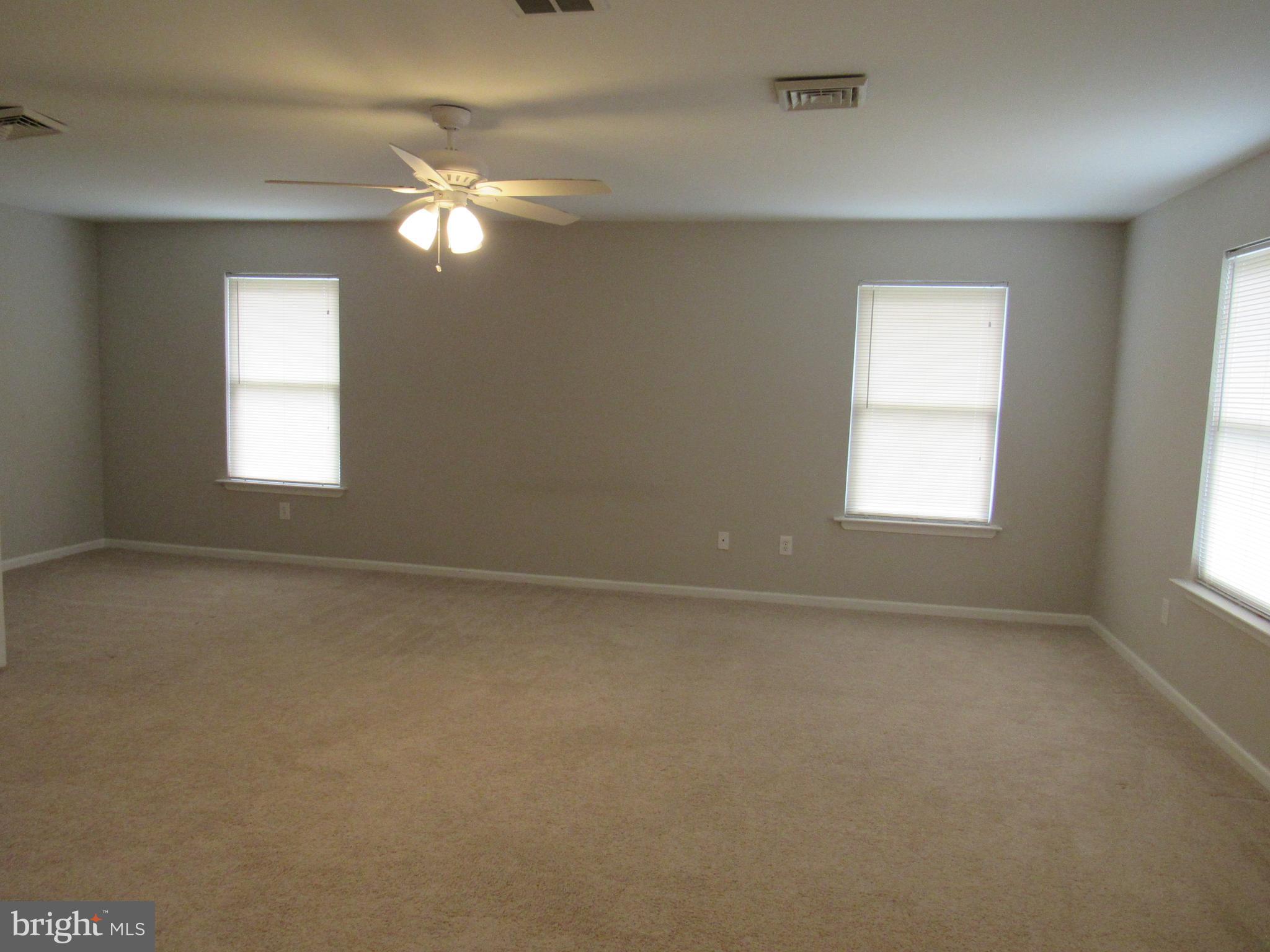 13494 Proctor Road Philadelphia, PA 19116 - Photo 21 of 26