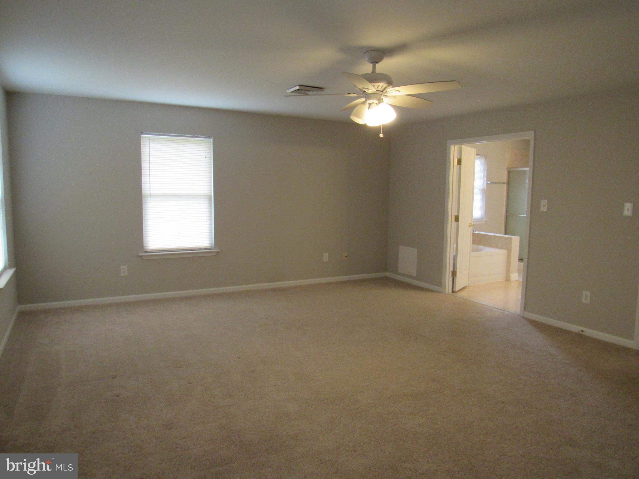 13494 Proctor Road Philadelphia, PA 19116 - Photo 22 of 26