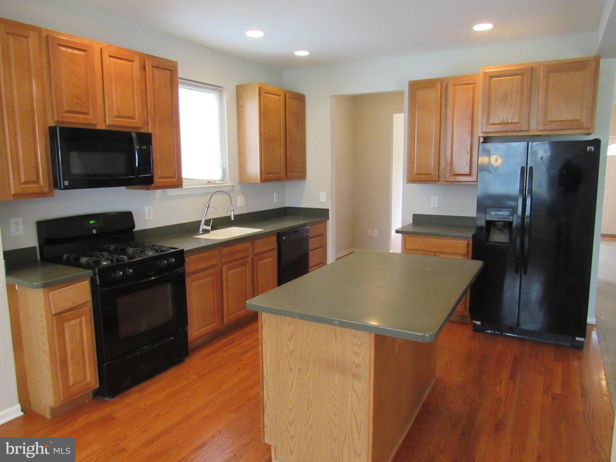 13494 Proctor Road Philadelphia, PA 19116 - Photo 7 of 26