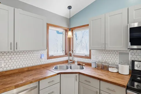 $450,000 | 12522 278th Avenue Northwest, Zimmerman, MN 55398