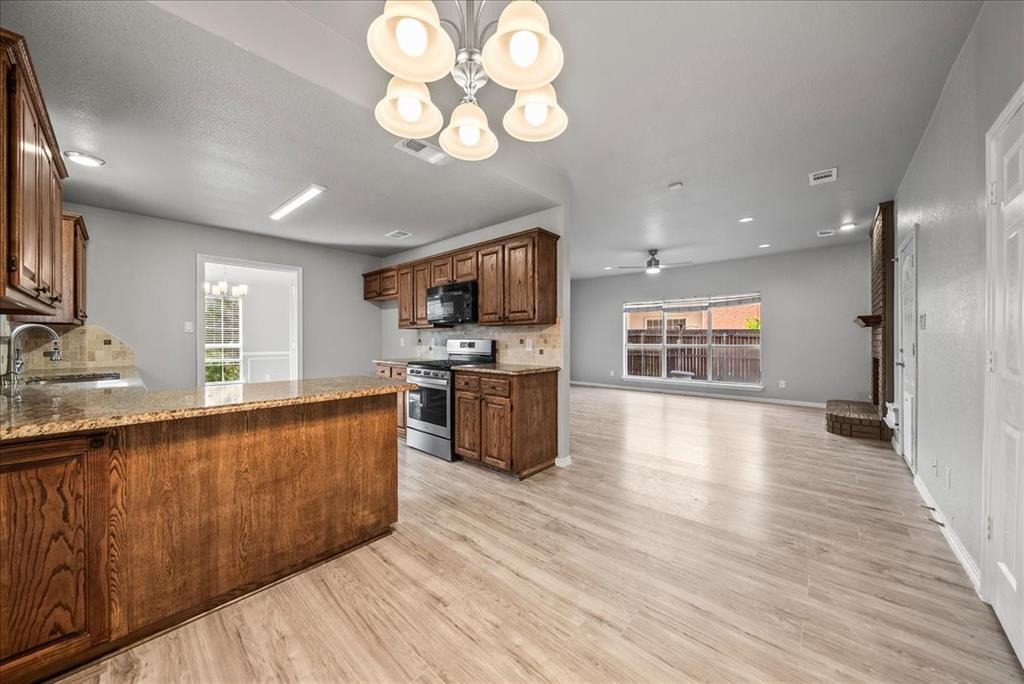 344 Raintree Drive Coppell, TX 75019 - Photo 13 of 31