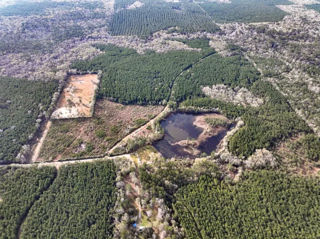 $320,000 | T-7 T-7 Tall Cotton Road, Saratoga, TX 77585