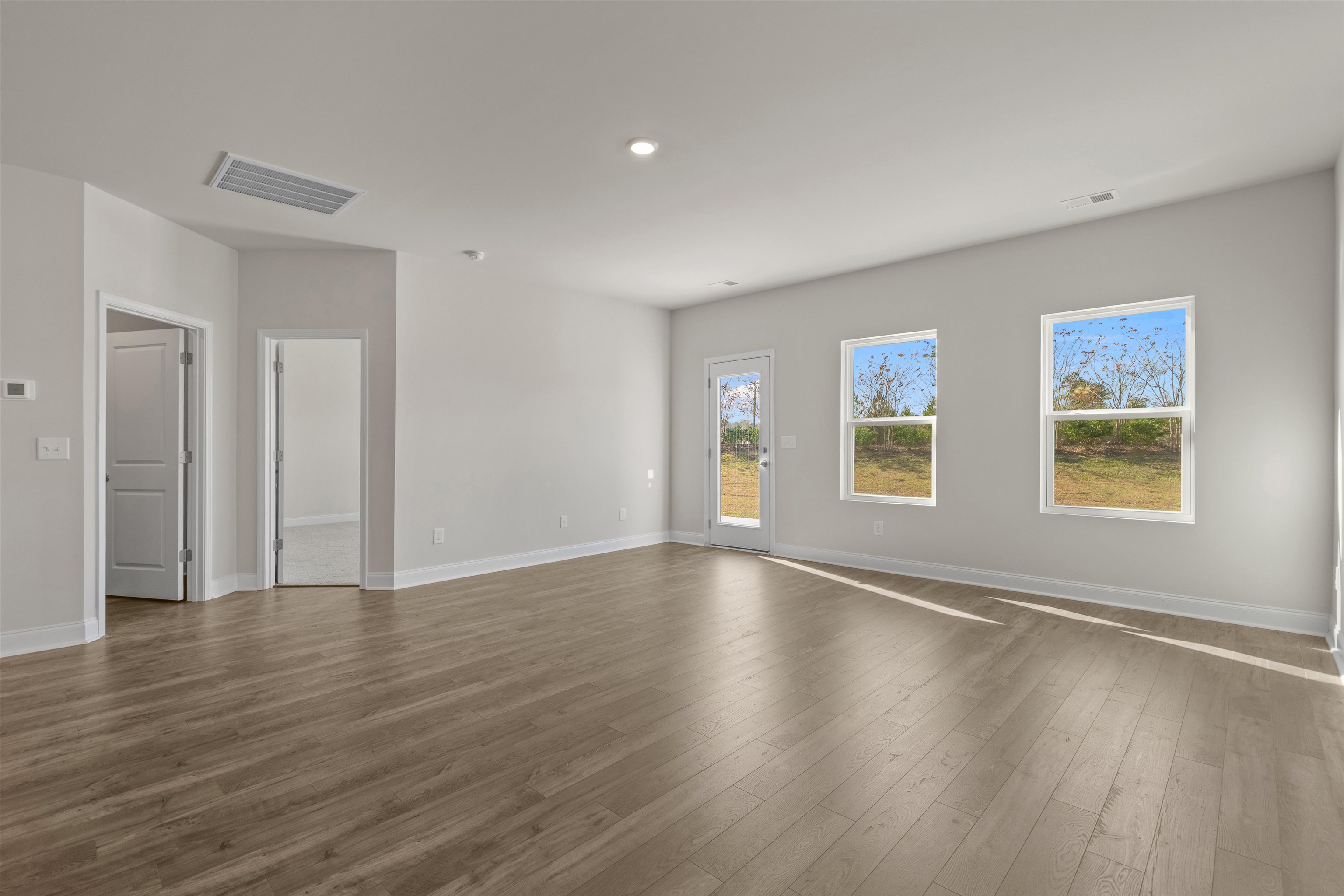 2499 Campton Loop Conway, SC 29527 - Photo 8 of 33