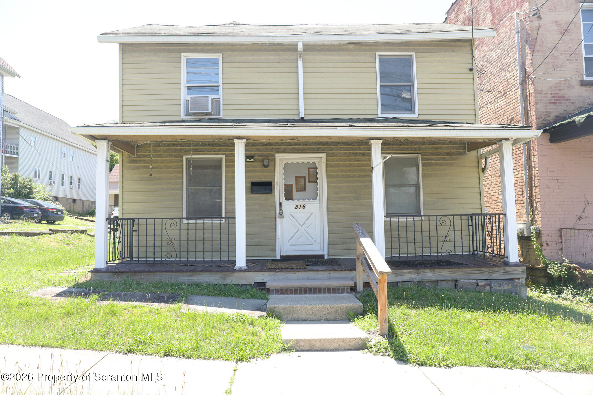 816 Moosic Street Scranton, PA 18505 - Photo 1 of 19 1 (28)