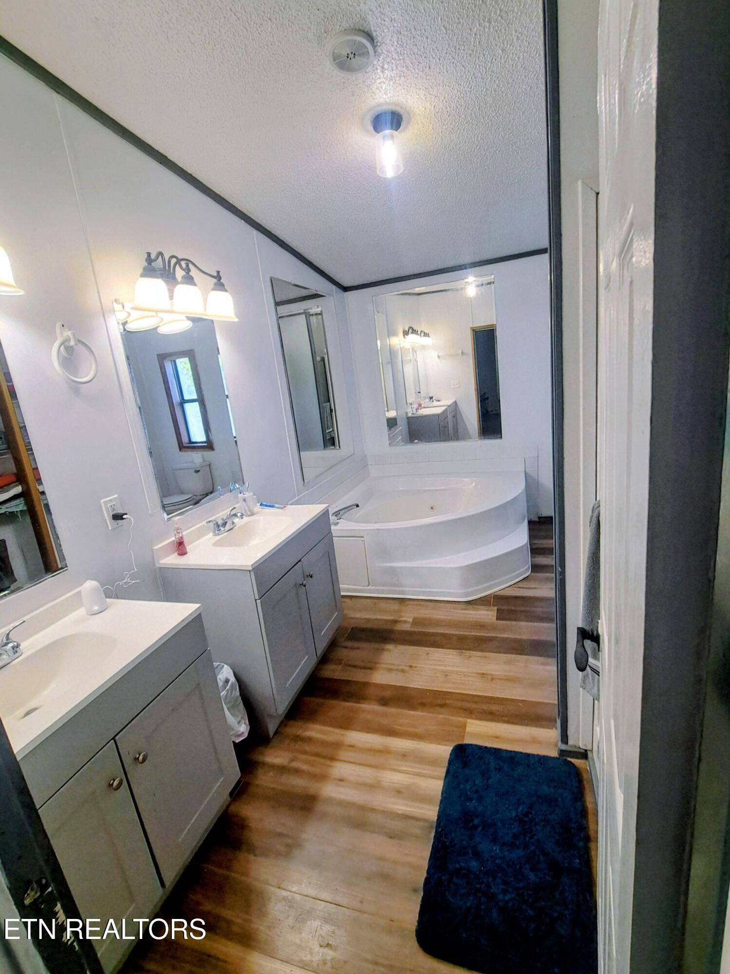 1032 Grassy Knob Road Robbins, TN 37852 - Photo 4 of 13 1000000326