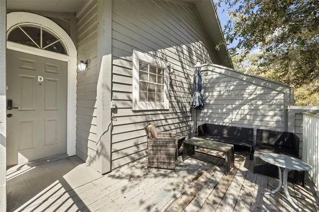 a view of front door and porch
