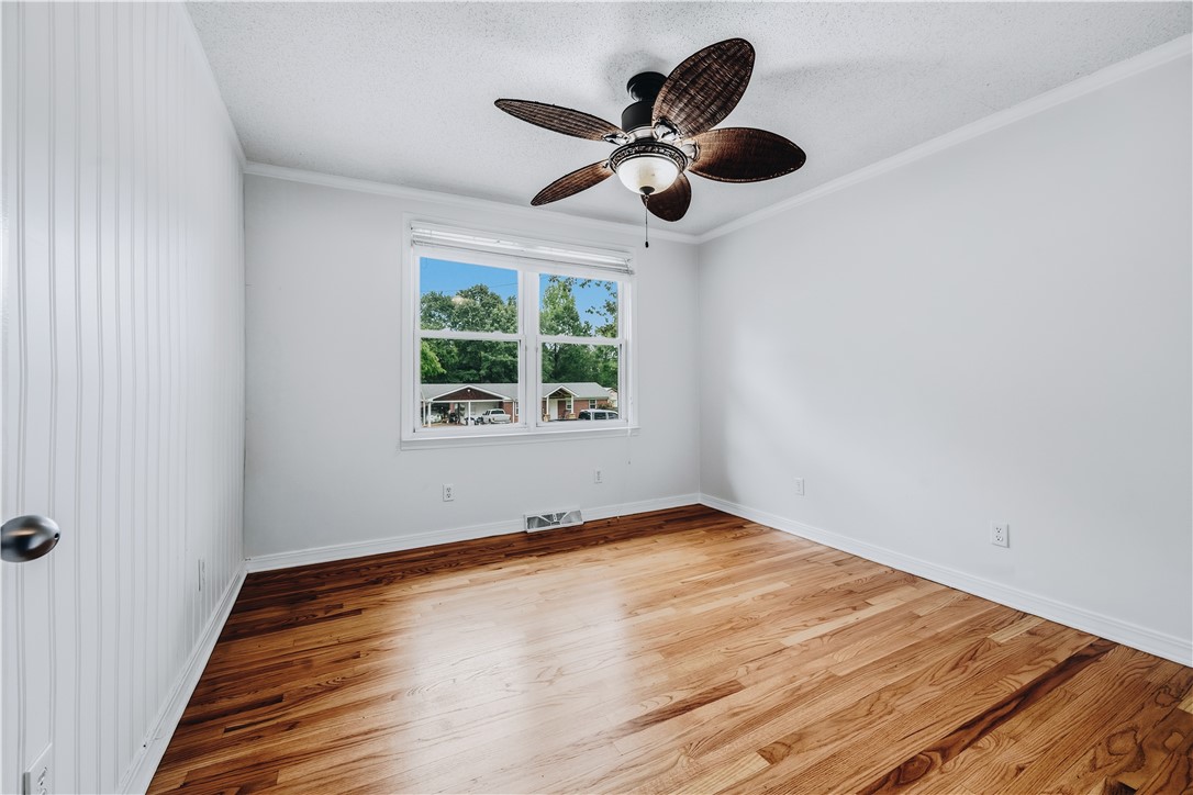 106 State Rd S-37-381 Seneca, SC 29678 - Photo 14 of 34 Gallery Image 14
