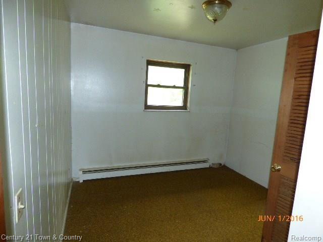 17291 Weber Road Holly, MI 48442 - Photo 7 of 17 P1020672.JPG