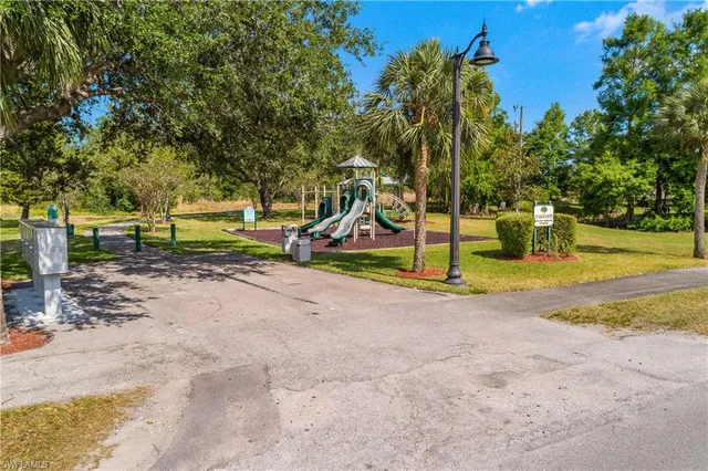 $359,000 | 2524 Dora Court, Lehigh Acres, FL 33971