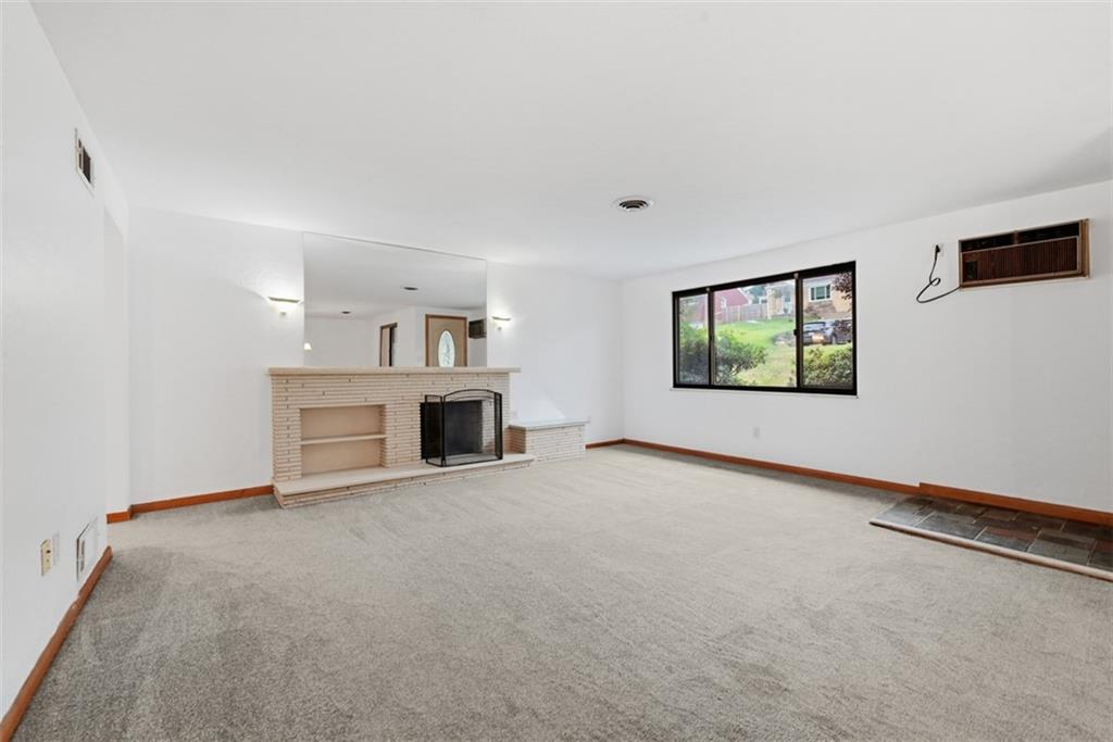 4930 Gardenville Road Pittsburgh, PA 15236 - Photo 8 of 47