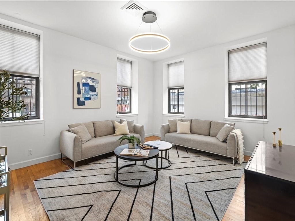 5 Appleton Street, Unit 1A Boston, MA 02116 - Photo 2 of 34 Gallery Image 2