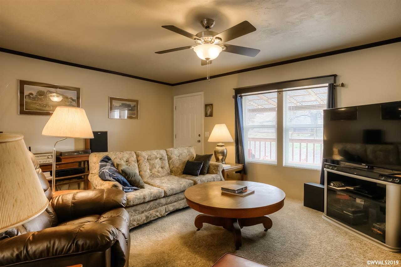 2847 Salamander Road Southeast Jefferson, OR 97352 - Photo 5 of 27 Gallery Image 5
