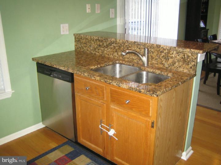 2704 Cornell Court Newtown Square, PA 19073 - Photo 20 of 24 Kitchen
