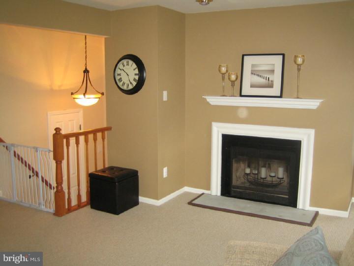 2704 Cornell Court Newtown Square, PA 19073 - Photo 5 of 24 Living Room