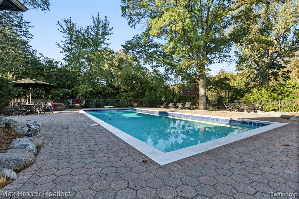 4165 Nearbrook Road Bloomfield Hills, MI 48302 - Photo 39 of 46 Gallery Image 39