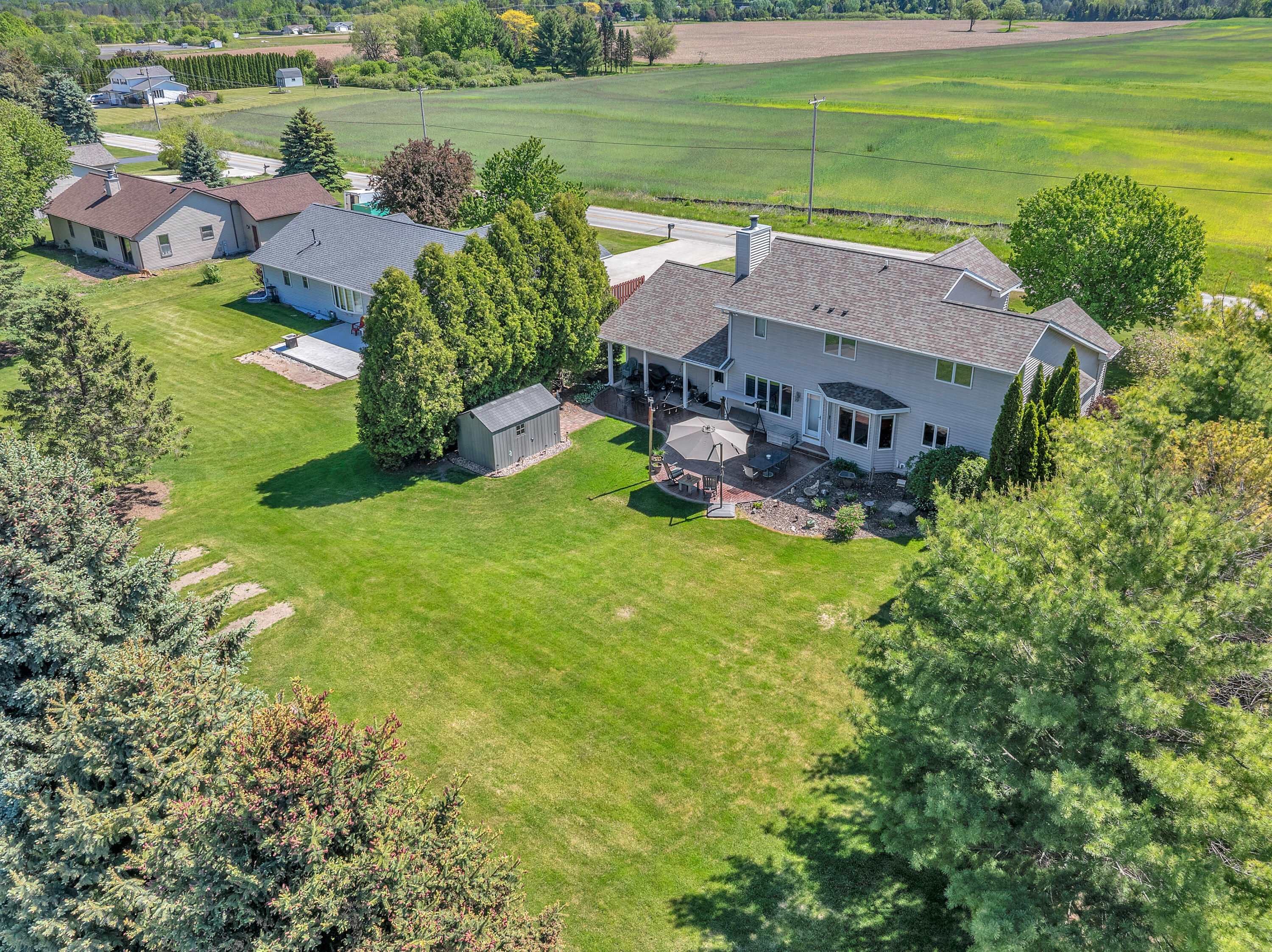 5118 Moenning Road Sheboygan, WI 53081 - Photo 29 of 42 Backyard Aerial