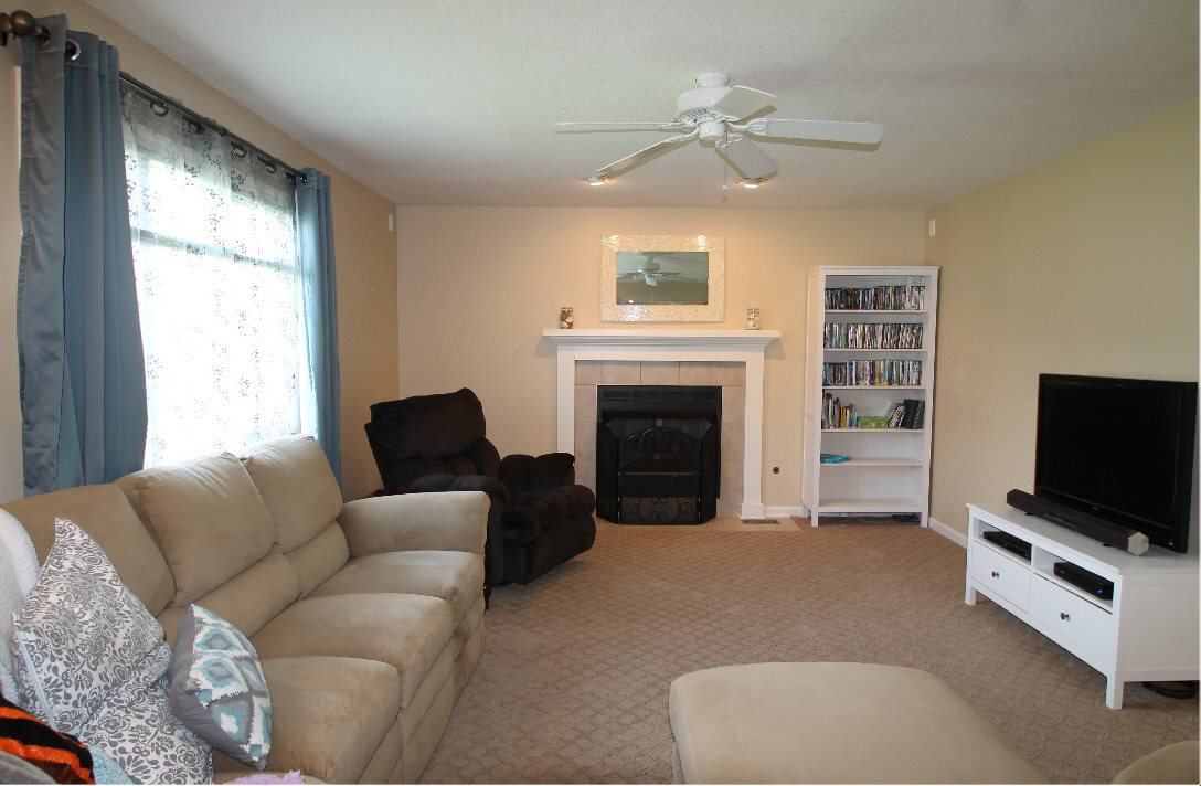 15924 Thunderbird Road Huntertown, IN 46748 - Photo 4 of 31 Gallery Image 4