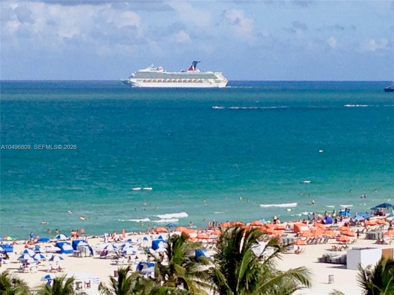 100 Lincoln Road, Unit 1423 Miami Beach, FL 33139 - Photo 33 of 56 a picture of a lake with a big yard