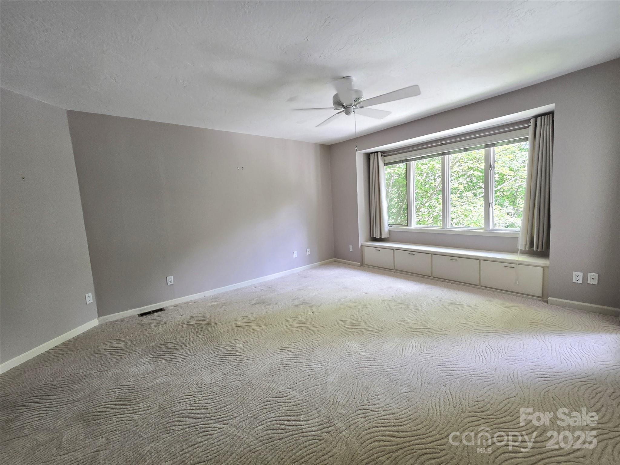 124 Cardinal Road Lake Lure, NC 28746 - Photo 15 of 36 Gallery Image 15