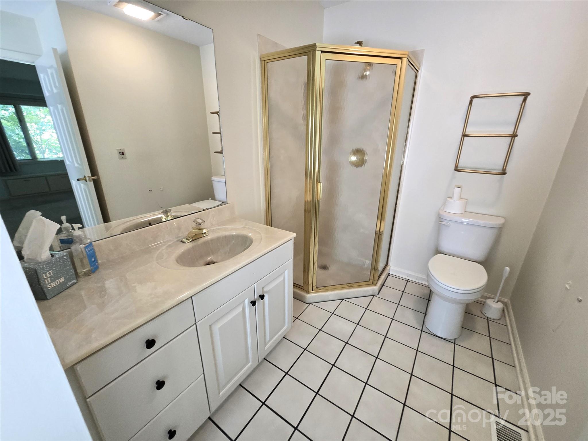 124 Cardinal Road Lake Lure, NC 28746 - Photo 19 of 36 Gallery Image 19