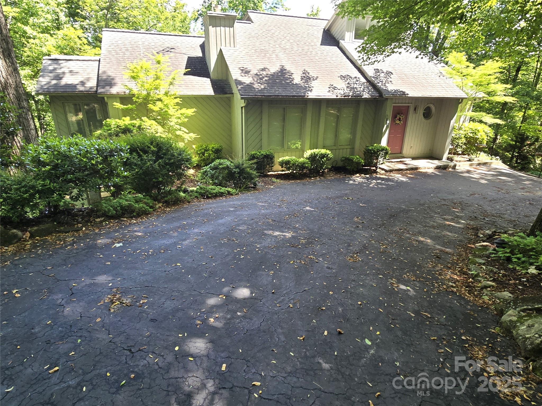 124 Cardinal Road Lake Lure, NC 28746 - Photo 2 of 36 Gallery Image 2