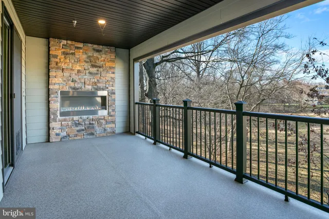 $7,000 | 6725 24th Court North, Arlington, VA 22205