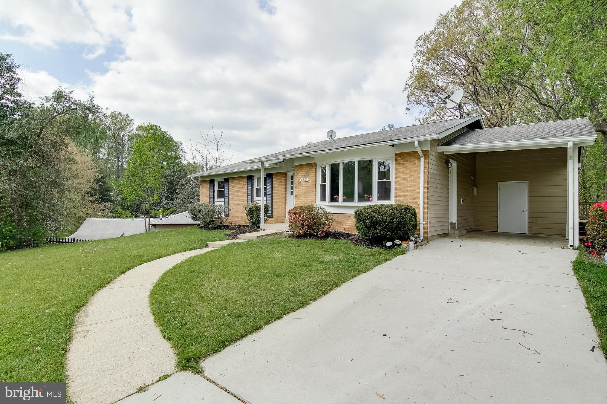 6303 Alberta Street Springfield, VA 22152 - Photo 1 of 27 Exterior (Front)