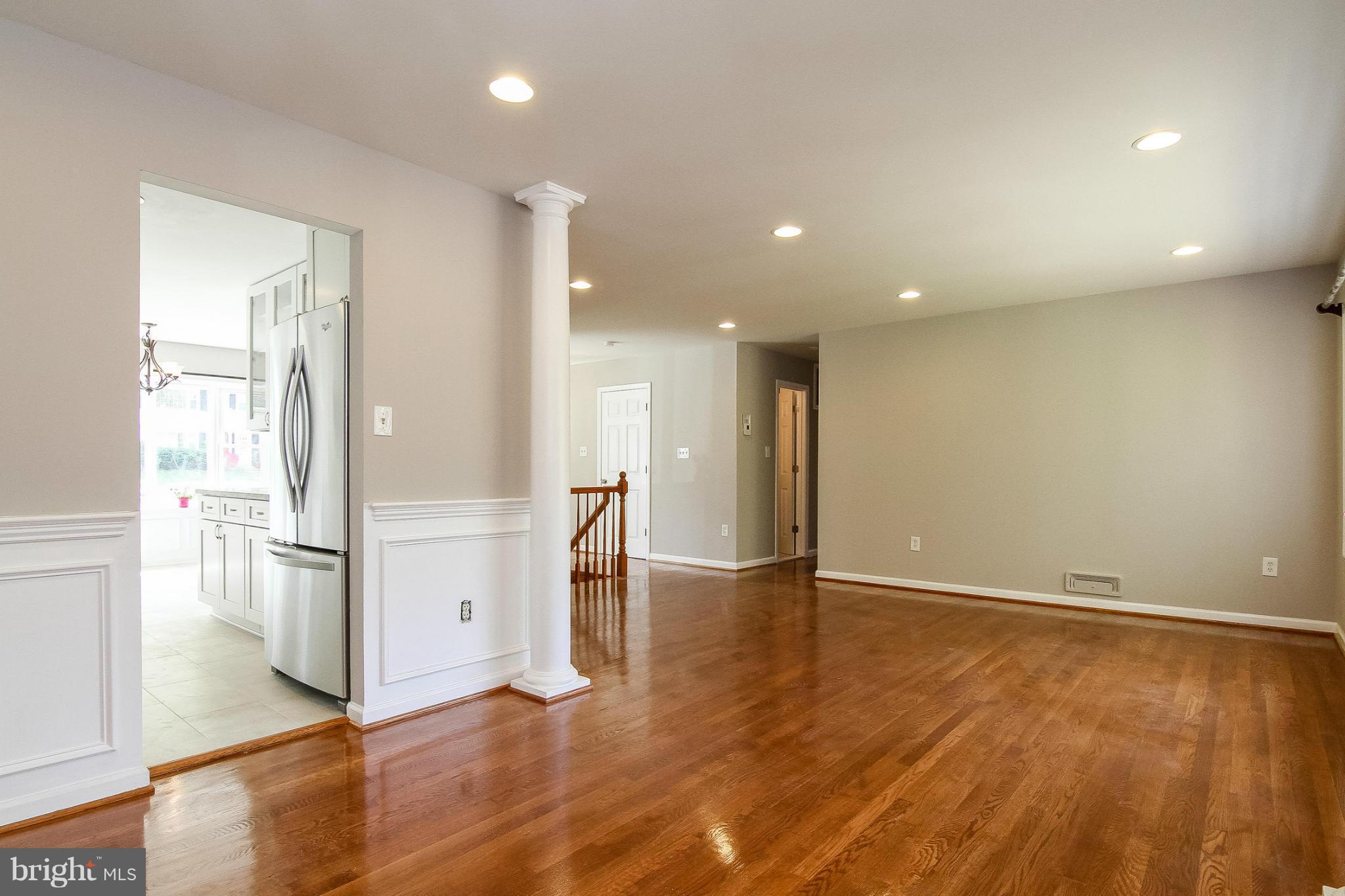 6303 Alberta Street Springfield, VA 22152 - Photo 8 of 27 Living Room