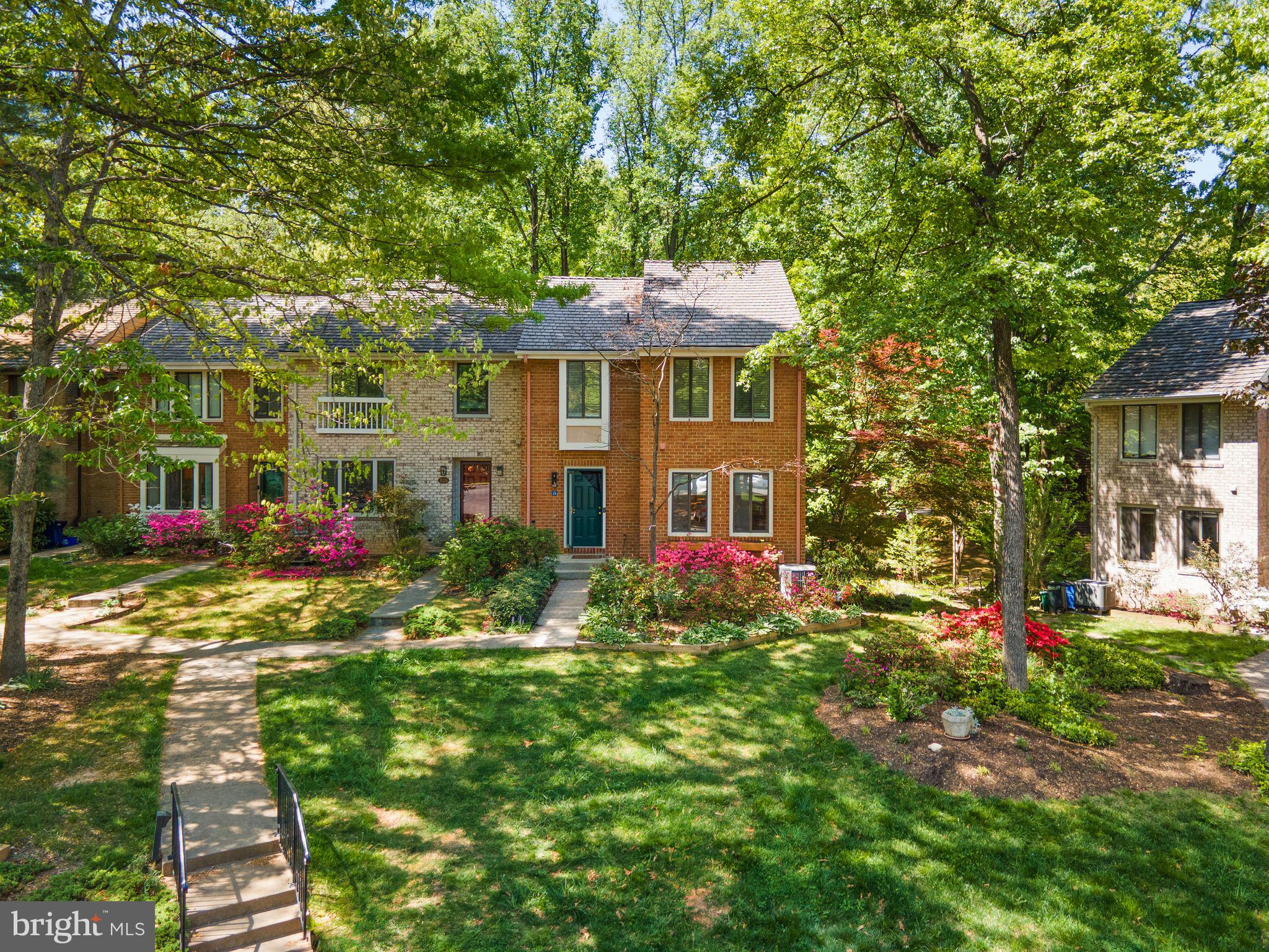 2024 Swans Neck Way Reston, VA 20191 - Photo 2 of 42