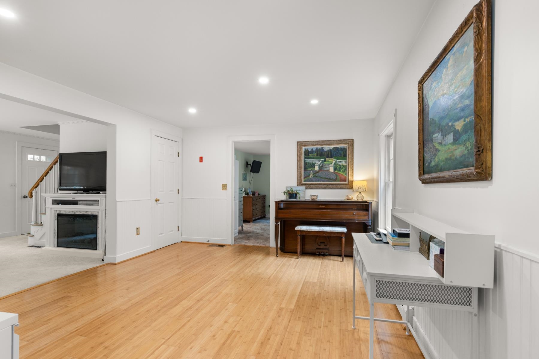 31 Riverside Farm Drive Lee, NH 03861 - Photo 11 of 36 Gallery Image 11