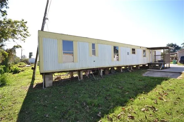 $850 | 16743 Highway 90, Unit 26, Des Allemands, LA 70030
