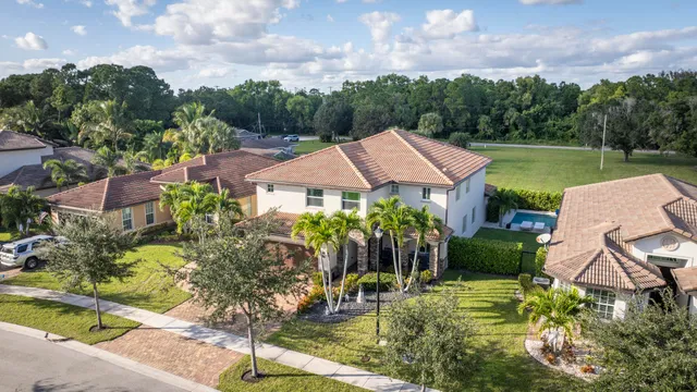 $1,399,500 | 7131 Limestone Cay Road, Limestone Creek, FL 33458