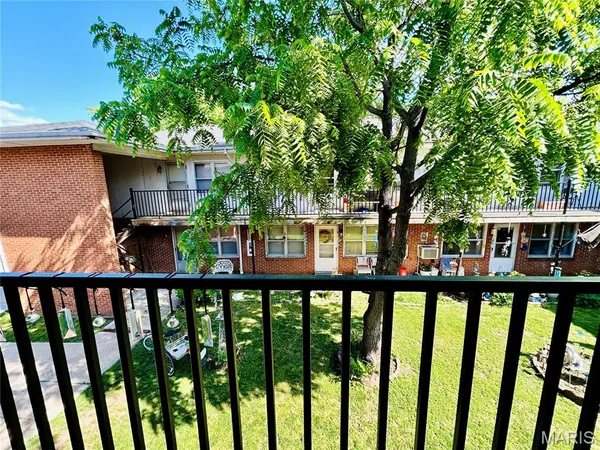 $1,400,000 | 207 South 5th Street, Louisiana, MO 63353