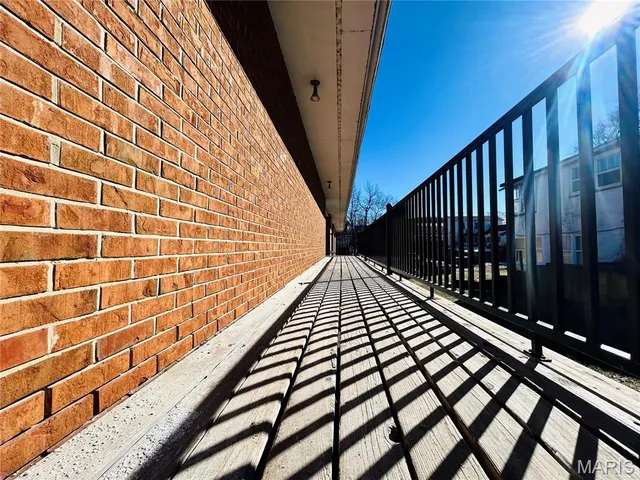 $1,400,000 | 207 South 5th Street, Louisiana, MO 63353