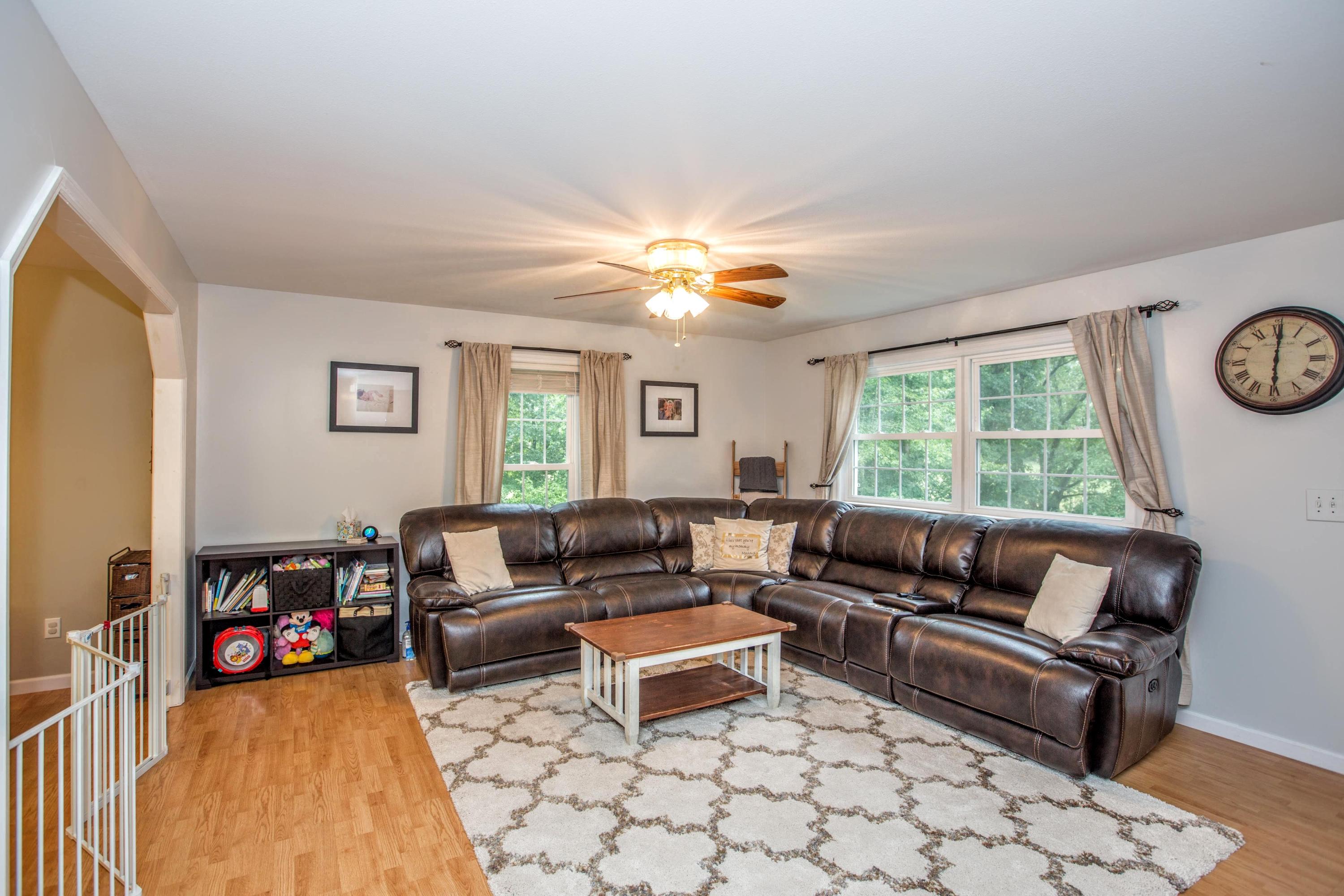 1002 Daugherty Ferry Road Sale Creek, TN 37373 - Photo 16 of 41 Great Room