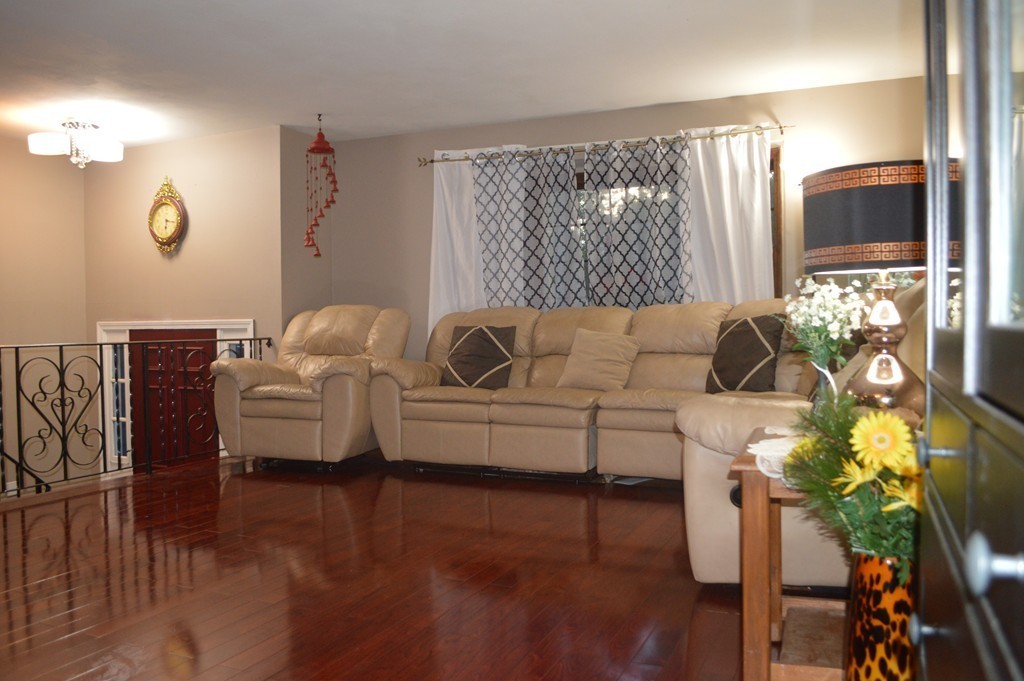 136 Allen Road Billerica, MA 01821 - Photo 5 of 20 Gallery Image 5