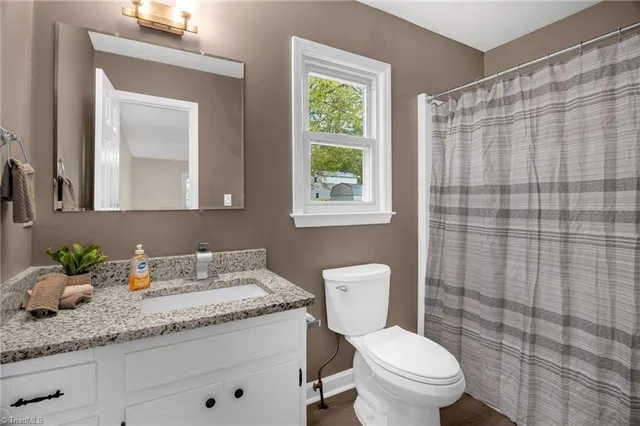 $357,900 | 101 Shady Oak Court, Clemmons, NC 27012