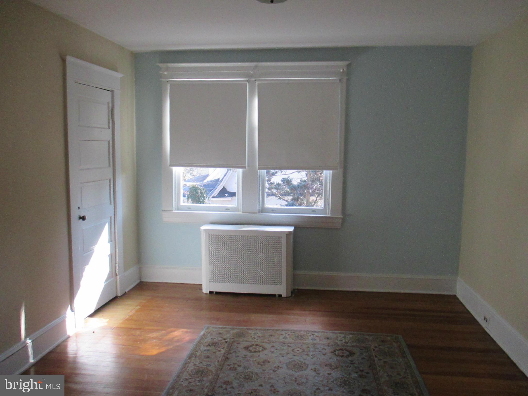 203 Mallow Hill Road Baltimore, MD 21229 - Photo 16 of 30 Bedroom with large closet and bright sunshine
