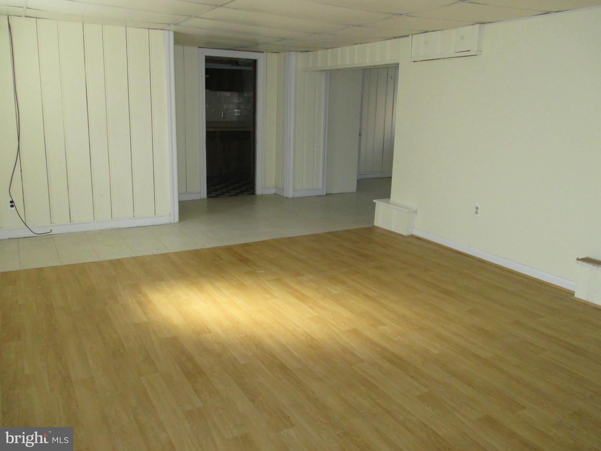 203 Mallow Hill Road Baltimore, MD 21229 - Photo 27 of 30 Finished clubroom in LL