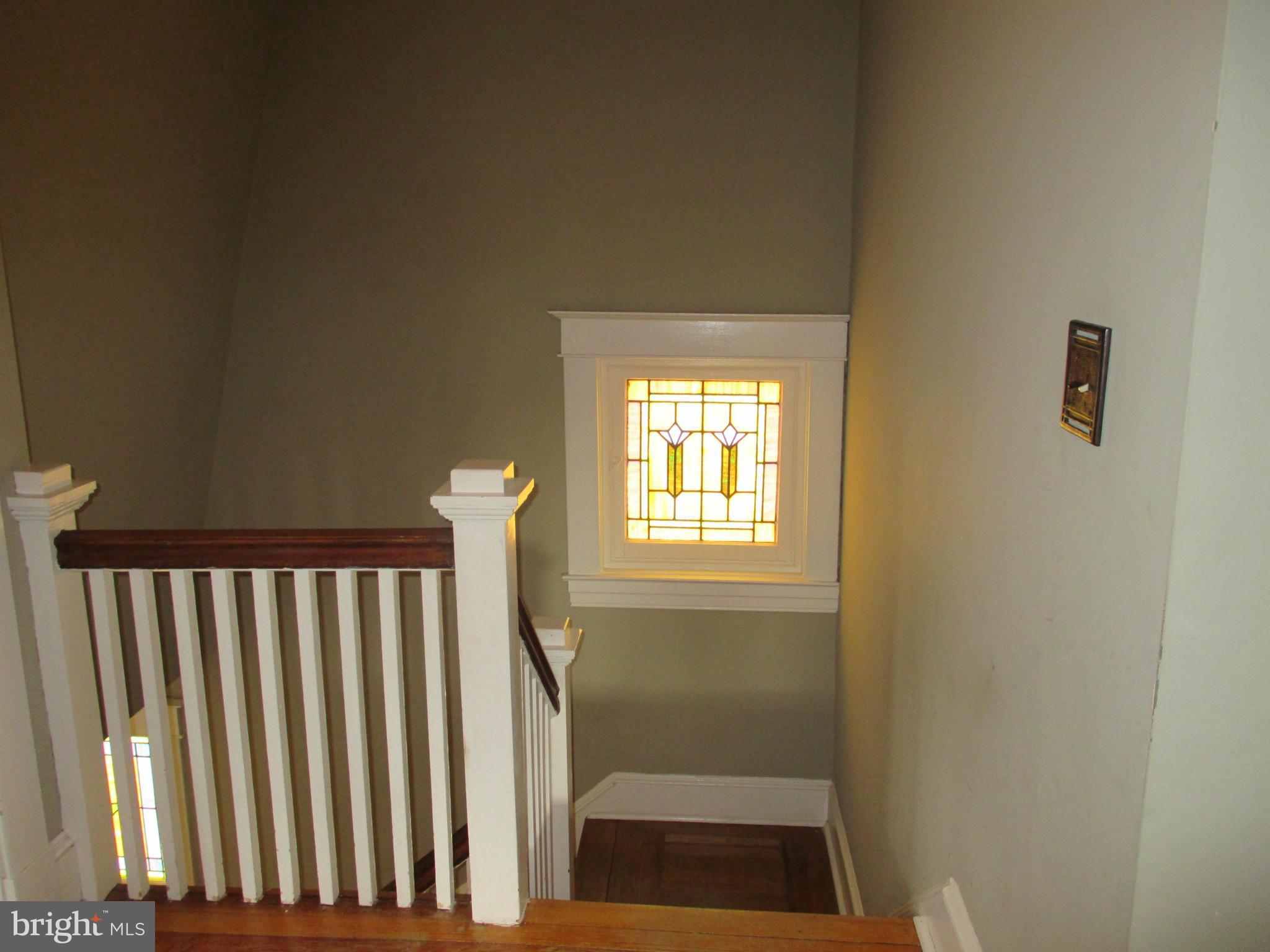 203 Mallow Hill Road Baltimore, MD 21229 - Photo 10 of 30 Old World Architectural Details