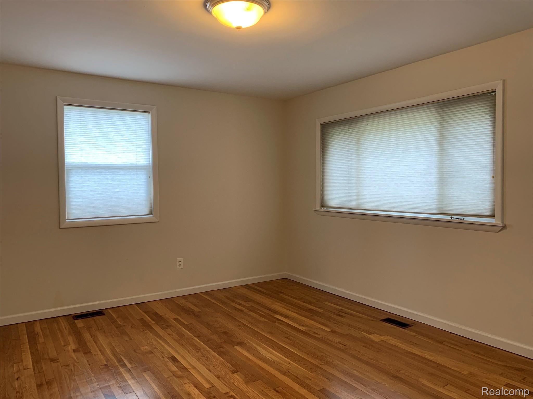 1365 Rambling Road Ypsilanti, MI 48198 - Photo 6 of 23 1365 Rambling- Living Room 3.jpg