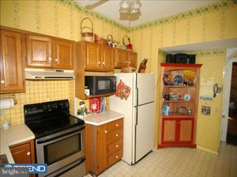 73 Park Road Wyomissing, PA 19609 - Photo 4 of 6 Gallery Image 4