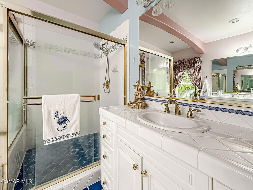 290 Culview Court Simi Valley, CA 93065 - Photo 40 of 68