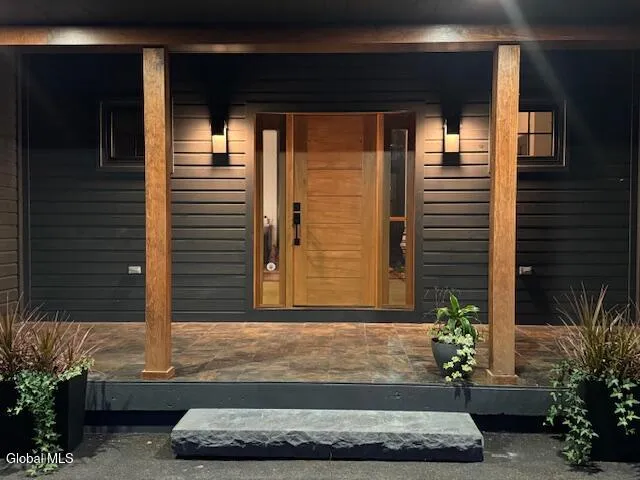 $1,200,000 | 50 Lincoln Mountain Road, Corinth, NY 12822