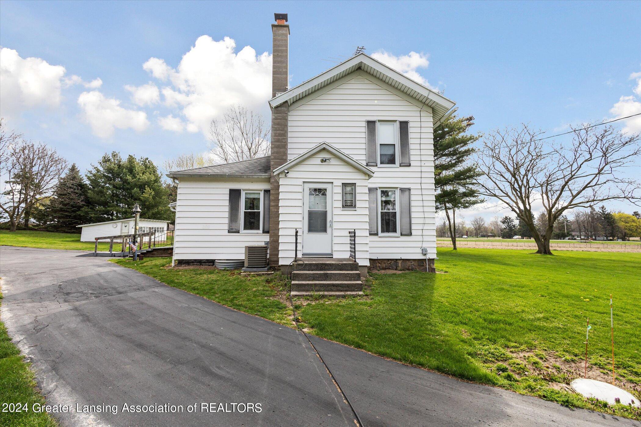 2909 East Clark Road Bath, MI 48808 - Photo 28 of 31 34-2909-E-Clark-Rd-Bath-Twp-MI-48808-Win